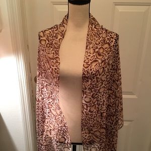 Oblong animal print scarf
